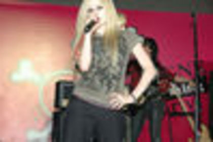 thumb_Avril_Lavigne_-_TBDT_Release_Party_in_Hong_Kong_-_015