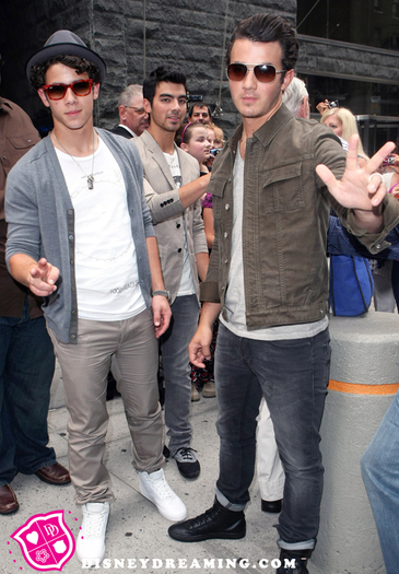 Jonas-Brothers-NY