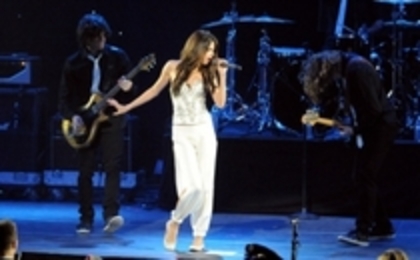 31955091_FKQHFXEYH - Super club Selena