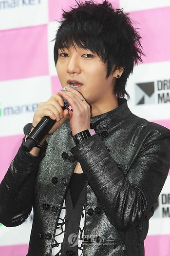 yesung-13 - Yesung