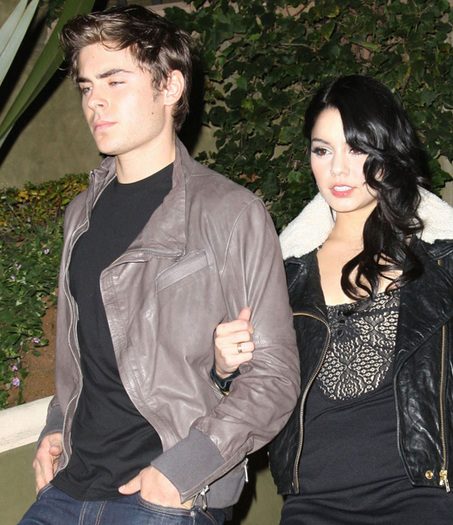 vanessa hudgens SI  zac efron ?