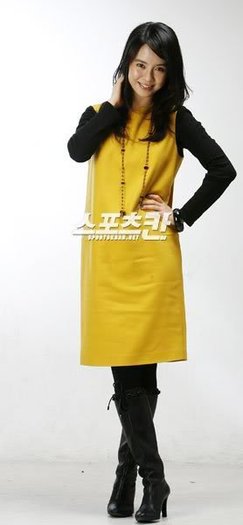 39030_146884185326647_100000152005264_424473_3195528_n - a---ji hyo song---a