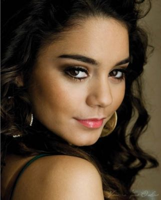 Vanessa Hudgens - Album facut special pentru aly1aly