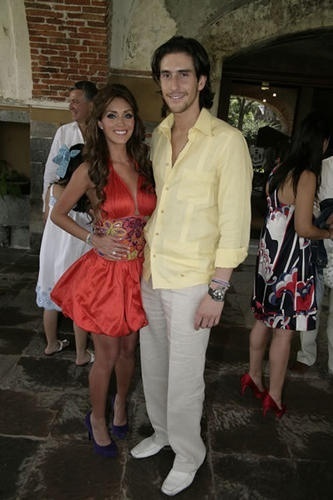 461603170_TPJCPAYJJJNJAUA - Anahi y Rodrigo