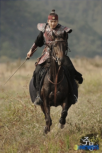 LA ATAC ! - A JUMONG PARODIE HAZLIE