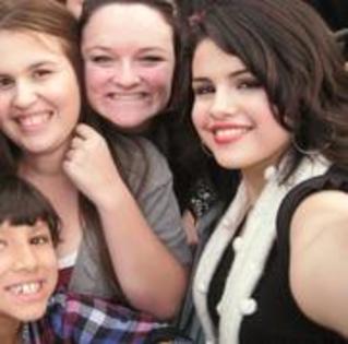  - poze mega rare selena gomez