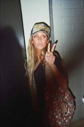 471045239_EUGKLVXGTWEFVHN - 00 Anahi 002