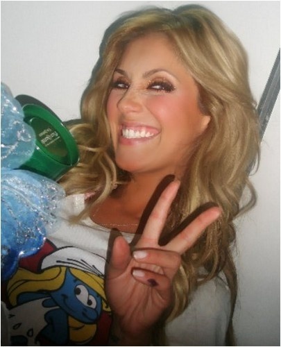 1242238799009_f - 00 Anahi 002