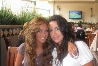 1254538701472_f - 00 Anahi 002