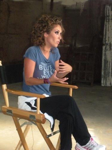 1256230710996_f - 00 Anahi 002