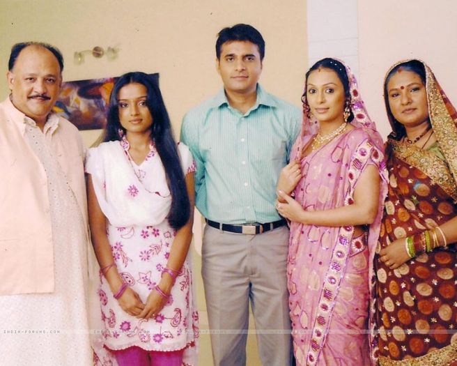 33344-sharma-family-imagek - SAPNA BABUL KA BIDAAI ALL PICTURES AND WALLPAPERS