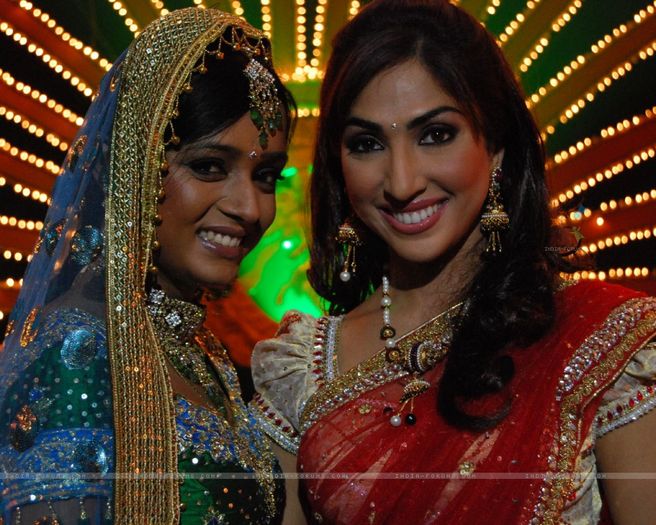 56404-ragini-with-mouli-gangulyu