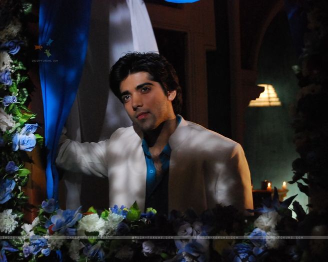 33232-ranvir-dreamingo9