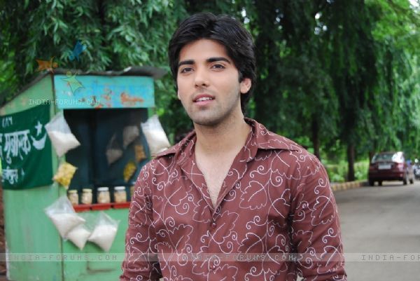 33332-ranvir-rajvansh-looking-cool - SAPNA BABUL KA BIDAAI ALL PICTURES AND WALLPAPERS