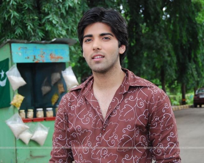 33332-ranvir-rajvansh-looking-coolio - SAPNA BABUL KA BIDAAI ALL PICTURES AND WALLPAPERS