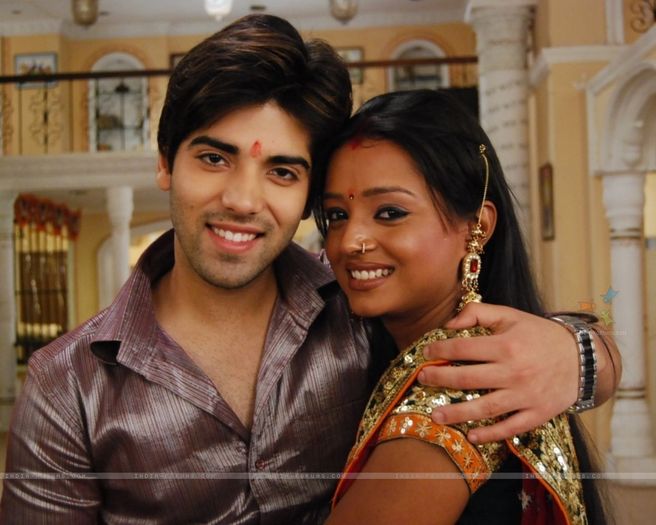 33334-ranvir-and-ragini-a-happiest-coupleui - SAPNA BABUL KA BIDAAI ALL PICTURES AND WALLPAPERS