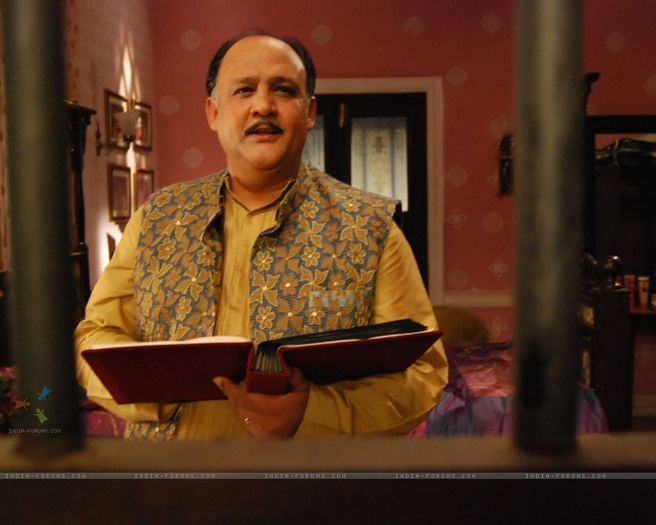 33335-prakaioshchand-sharma-remembering-his-old-memories - SAPNA BABUL KA BIDAAI ALL PICTURES AND WALLPAPERS