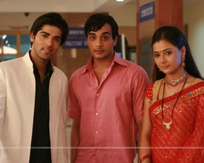 33347-sadhna-with-alekh-and-ranvirioio - SAPNA BABUL KA BIDAAI ALL PICTURES AND WALLPAPERS