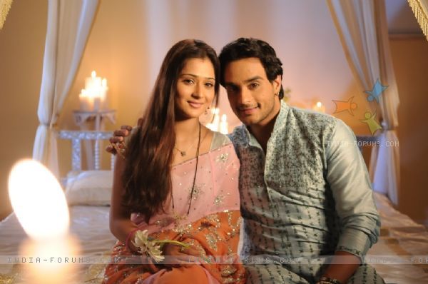 33351-lovely-couple-alekh-and-sadhna - SAPNA BABUL KA BIDAAI ALL PICTURES AND WALLPAPERS