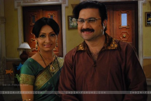 37590-satyen-and-ambika-a-lovely-couple - SAPNA BABUL KA BIDAAI ALL PICTURES AND WALLPAPERS