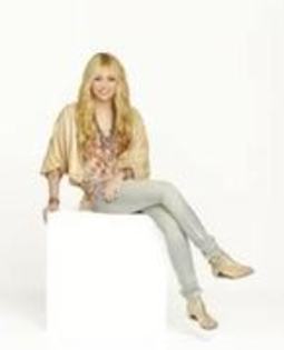 20904247_RJVVNAKSS - Hannah Montana