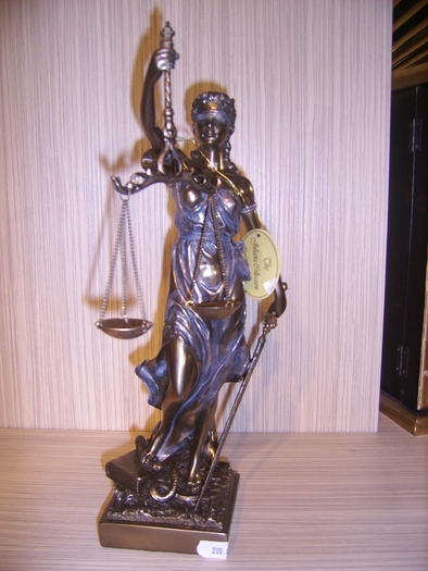 trofeu-zeita-dreptatii-526210 - masti venetiene