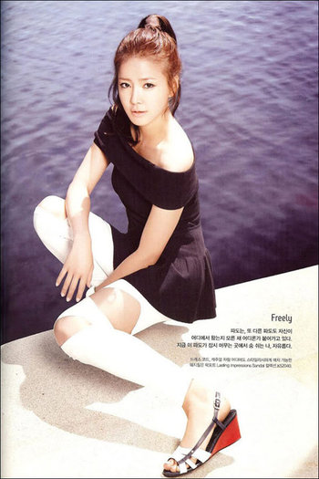 58706_446463939056_316978454056_4839020_8067675_n - a---lee si young---a