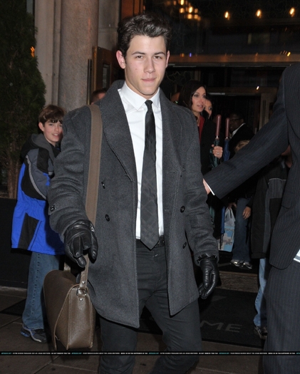 Nick-Jonas-2011-nick-jonas-19629445-2006-2500