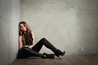 normal_hm01_(4) - Miley Cyrus - I Can t Be Tamed  Photoshoot