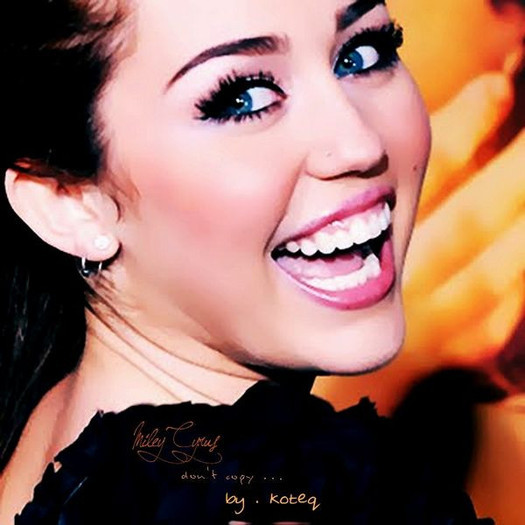 25044272_XNXAHQCNF (1) - miley cyrus  very sweety