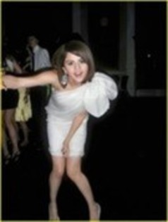 20724736_RVGRHUTAS - poze selena