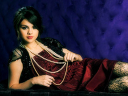 HYVMAJLLYTKEVASPSJH - poze selena