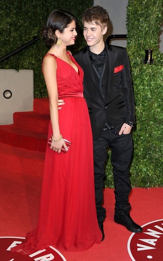  - 2011 Selena Gomez and Justin Bieber Vanity Fair Flirty Posted Monday February 28