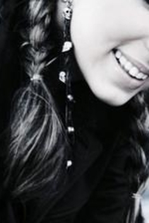 Belinda_1250341056_3_005