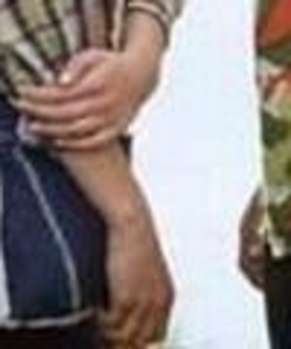 Belinda_1259471895_0_008