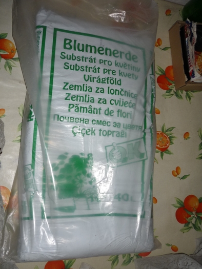 pamant marca Blumenerde OK (astept pareri de la cei ce l-au experimentat deja)