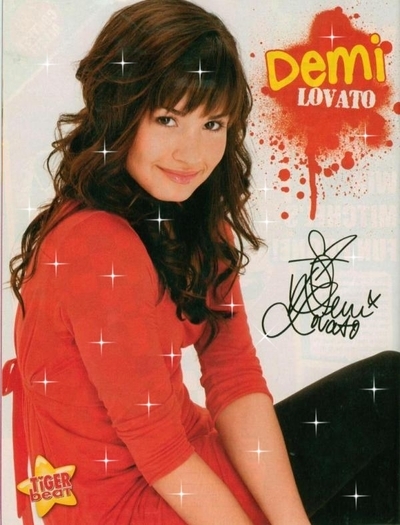 Demi_Lovato_1244900736_1[1] - demi lovato cu sclipici pe ea - xAlbum pentru elena17