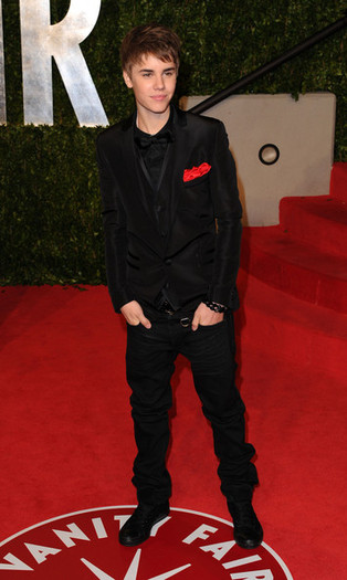 Justin+Bieber+2011+Vanity+Fair+Oscar+Party+3k3X5ltS9IBl - justin bieber 2011