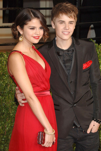 Justin+Bieber+2011+Vanity+Fair+Oscar+Party+4d7hZP99xjQl - justin bieber 2011