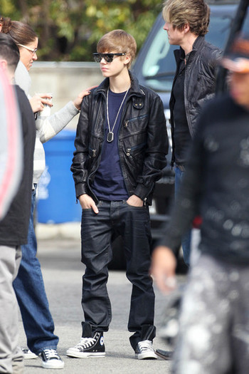 Justin+Bieber+Justin+Bieber+Prepares+Film+lnuXx1R91Q2l - justin bieber 2011