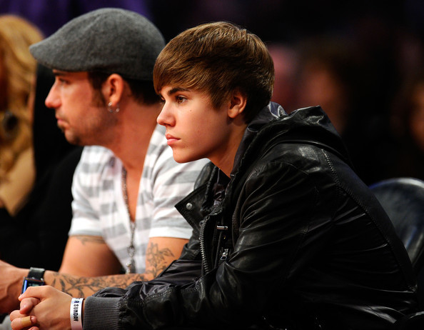 Justin+Bieber+2011+NBA+Star+Game+Performances+5Op7Utfrj09l - justin bieber 2011