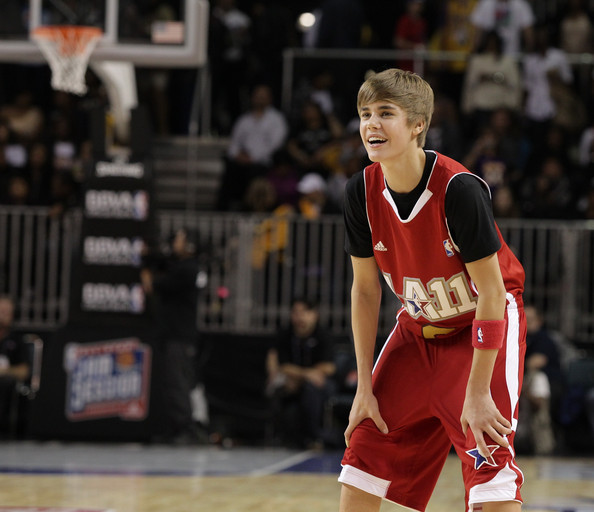 Justin+Bieber+2011+BBVA+NBA+Star+Celebrity+pB8UjPAmau6l - justin bieber 2011