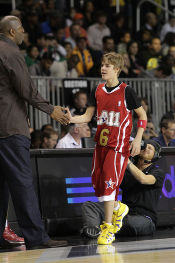 Justin+Bieber+2011+NBA+Star+Celebrity+Game+r7Pg9vOKmqOl - justin bieber 2011