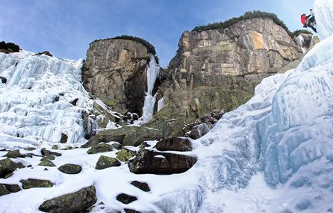 high-tatra-mountains-frozen-waterfall_23719_600x450