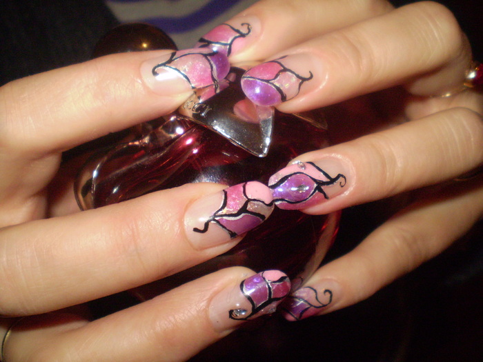 P2200633 - Unghii false facute de mine