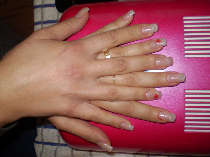 PC020331 - Unghii false facute de mine