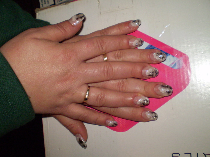 PC060445 - Unghii false facute de mine