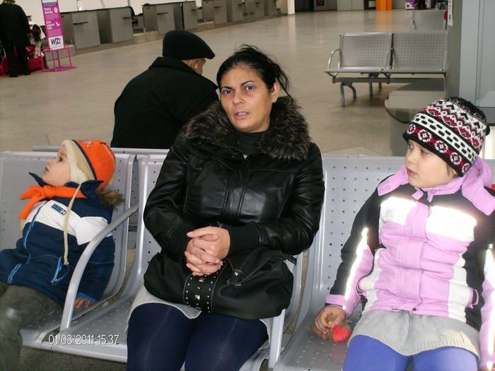 1 Martie, plecarea norei cu nepotul...:(