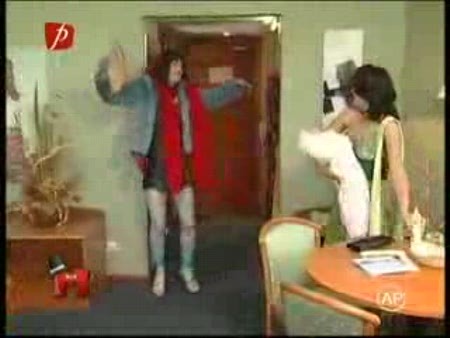 mondenii-naomi-si-andreea-marin