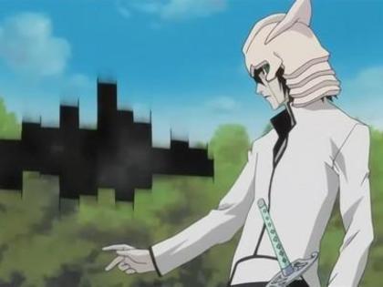 Ulquiorra_using_garganta